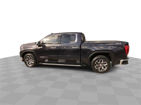 Used 2023 GMC Sierra 1500 SLT w/ SLT Premium Plus Package image 9