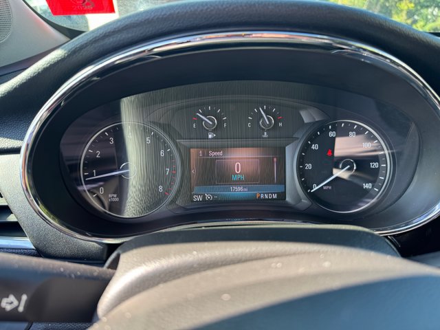 Used 2022 Buick Encore Preferred w/ Safety Package AWD/4WD image 27