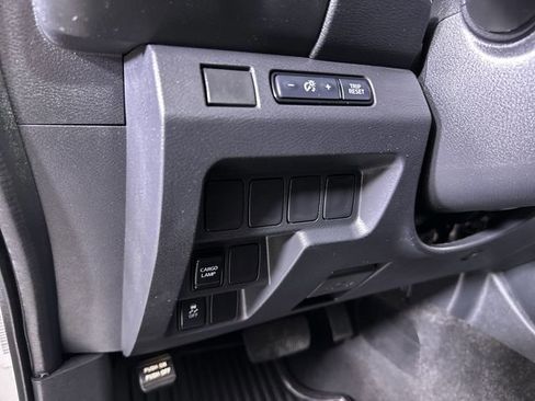 Used 2022 Nissan Frontier S image 36