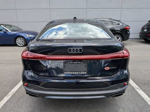 Used 2025 Audi A5 2.0T Premium w/ Premium Plus AWD/4WD image 4