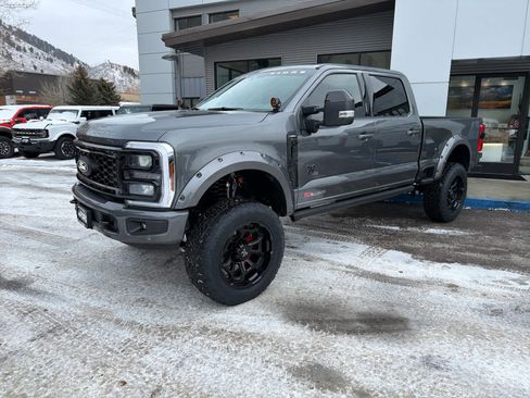 New 2026 Ford F250 Lariat w/ Black Appearance Package image 46