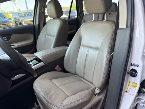Used 2013 Ford Edge Limited AWD/4WD image 19