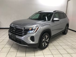 Used 2025 Volkswagen Atlas SE FWD video 1