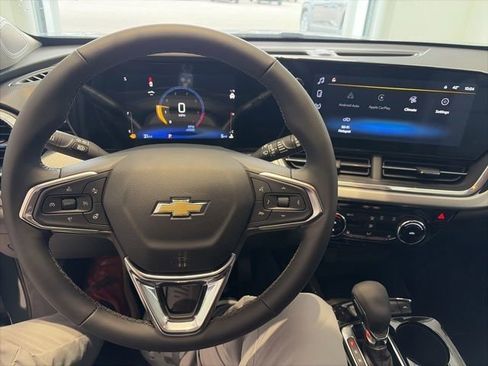 New 2026 Chevrolet Trax LT FWD image 11
