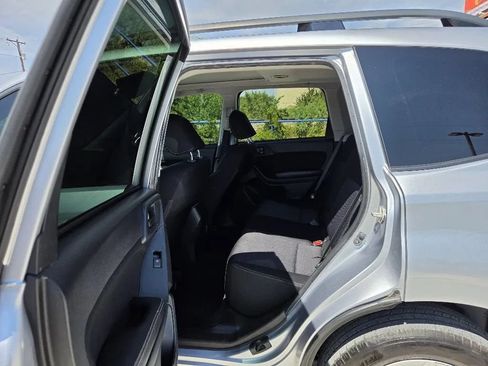 Used 2016 Subaru Forester 2.5i Premium w/ All-Weather Package AWD/4WD image 16