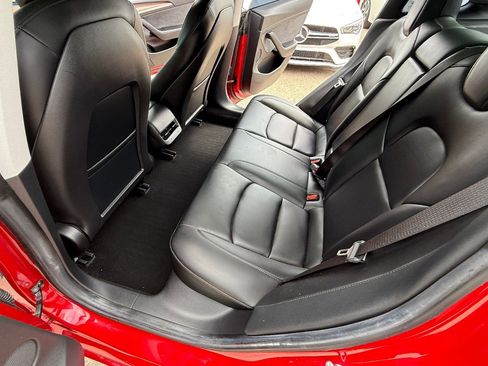 Used 2022 Tesla Model 3 Performance AWD/4WD image 19