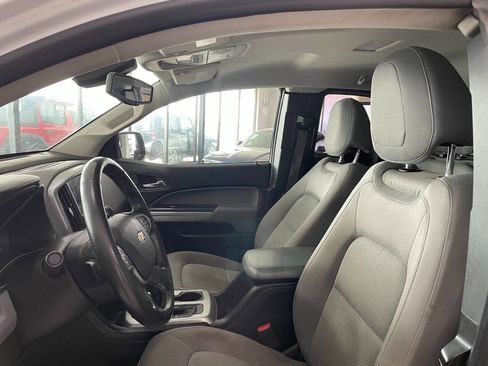 Used 2017 Chevrolet Colorado LT w/ LT Convenience Package image 17