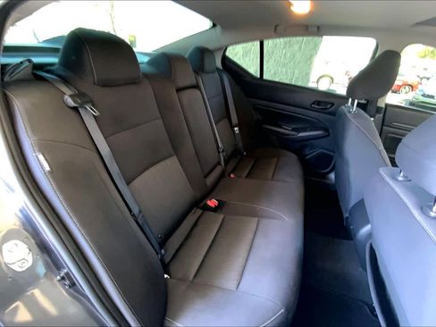 Used 2024 Nissan Altima 2.5 SV w/ SV Premium Package image 20