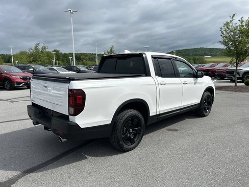Used 2025 Honda Ridgeline Black Edition image 7