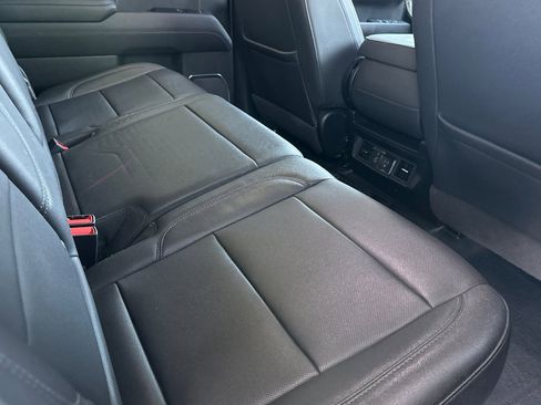 Used 2022 GMC Sierra 1500 SLT w/ X31 Off-Road Package image 17