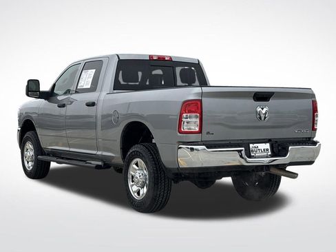 Used 2024 RAM 2500 Tradesman w/ Chrome Appearance Group image 4