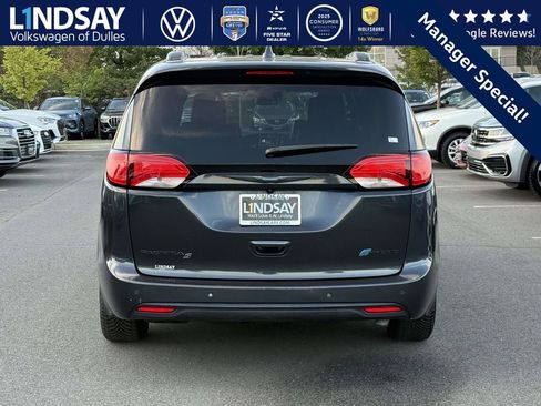 Used 2019 Chrysler Pacifica Limited w/ Advanced Safetytec Group image 5