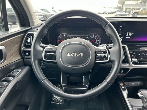Used 2023 Kia Sorento X-Line EX image 11