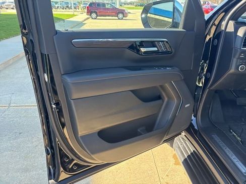 New 2026 Chevrolet Tahoe Premier w/ Sun And Tow Package image 11