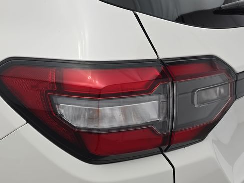 Certified 2025 Honda Pilot EX-L image 35