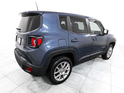 Used 2023 Jeep Renegade Latitude AWD/4WD image 7