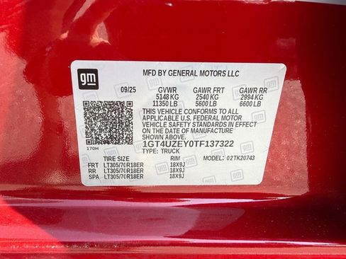 Used 2026 GMC Sierra 2500 AT4X image 42