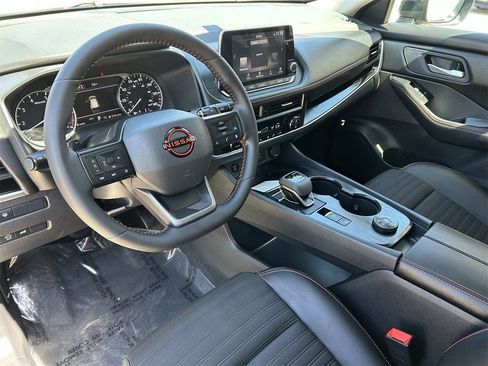 New 2026 Nissan Rogue SV AWD/4WD image 22