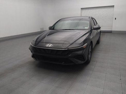 Used 2024 Hyundai Elantra SEL image 15