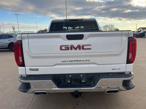 Used 2022 GMC Sierra 1500 SLT w/ SLT Premium Plus Package image 4