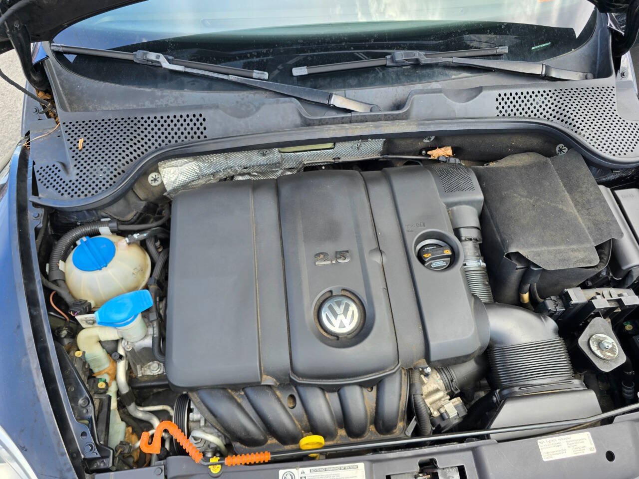 Used 2014 Volkswagen Beetle 2.5 FWD image 31