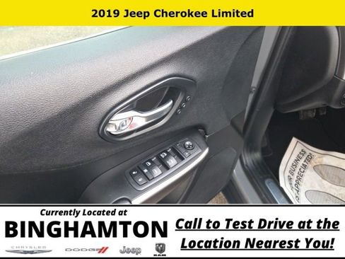 Used 2019 Jeep Cherokee Limited w/ Trailer Tow Group image 14