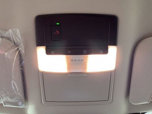 New 2025 Nissan Pathfinder SL image 35