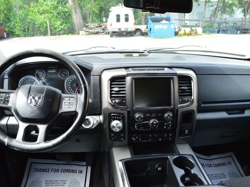 Used 2014 RAM 1500 Sport w/ Convenience Group AWD/4WD image 18