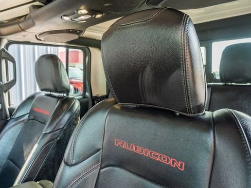 Used 2021 Jeep Gladiator Rubicon image 20