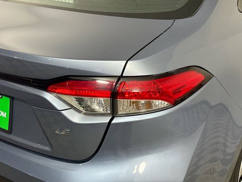 Used 2022 Toyota Corolla LE FWD image 33