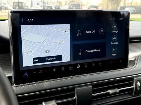 Certified 2024 Lincoln Corsair AWD w/ Equipment Group 101A image 17