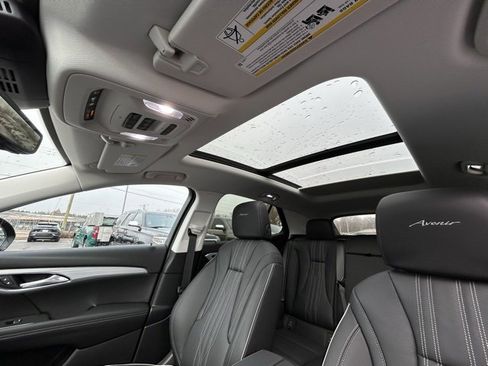 New 2026 Buick Envision Avenir image 35