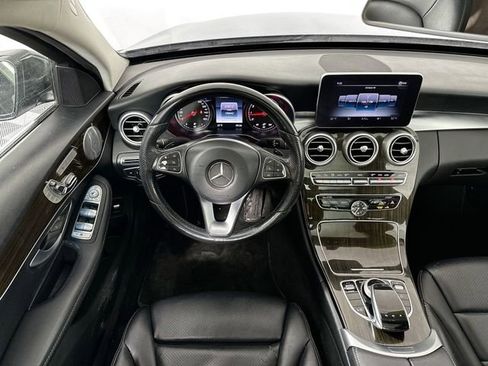 Used 2017 Mercedes-Benz C 300 4MATIC Sedan image 11