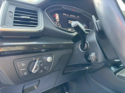 Used 2018 Audi Q5 Prestige w/ Prestige Package AWD/4WD image 10