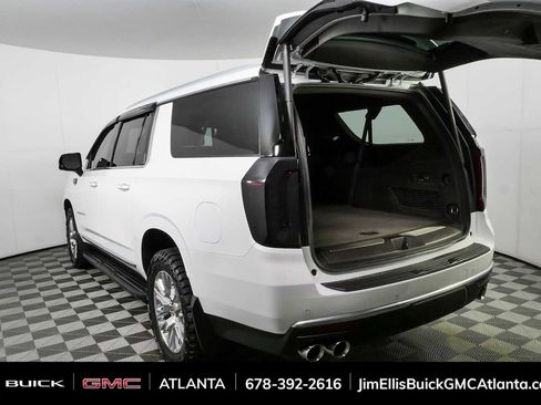Used 2022 GMC Yukon XL Denali w/ Max Trailering Package AWD/4WD image 35