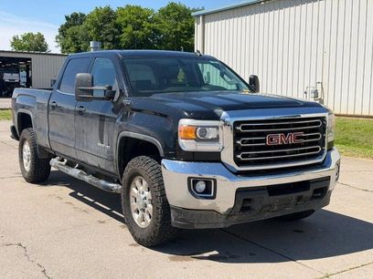 Used 2015 GMC Sierra 2500 SLE w/ SLE Preferred Package