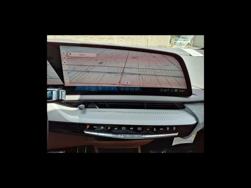 Used 2025 Cadillac Optiq Sport 2 AWD/4WD image 16