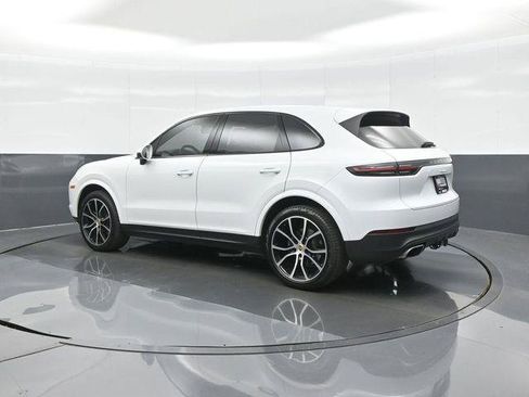 Used 2020 Porsche Cayenne AWD/4WD image 5
