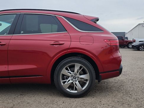 Used 2022 Genesis GV70 3.5T Sport w/ Sport Advanced Package image 9