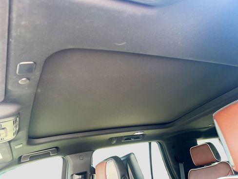 Used 2023 GMC Yukon Denali Ultimate AWD/4WD image 23