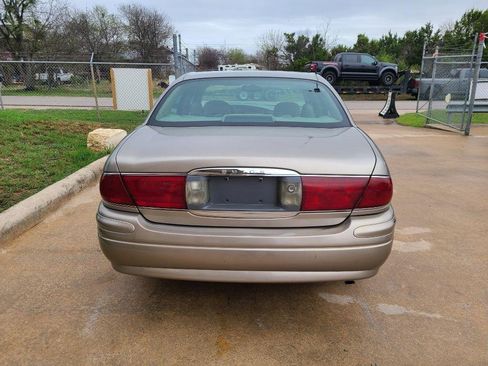 Used 2002 Buick Le Sabre Custom w/ Prestige Pkg FWD image 4