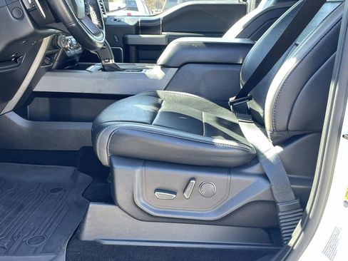 Used 2018 Ford F150 Raptor w/ Equipment Group 802A Luxury image 19