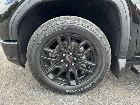 Used 2023 GMC Sierra 1500 Elevation AWD/4WD image 14