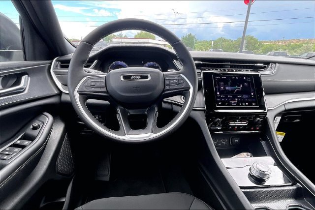 New 2026 Jeep Grand Cherokee Laredo X AWD/4WD image 16