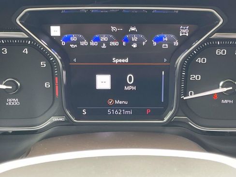 Used 2021 GMC Yukon SLT w/ SLT Premium Package image 30