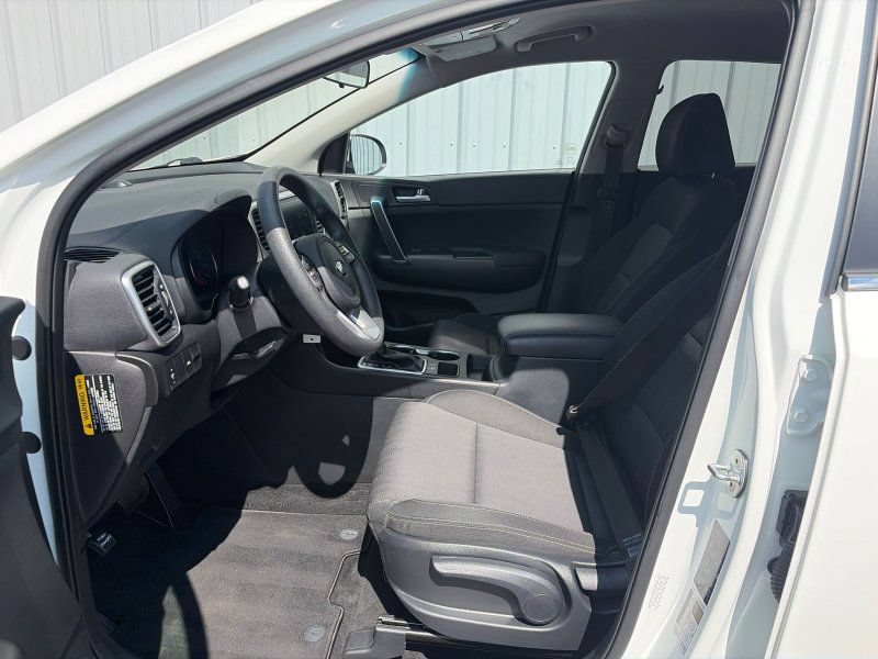 Used 2021 Kia Sportage LX FWD image 18