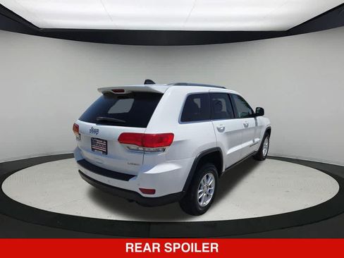 Used 2018 Jeep Grand Cherokee Laredo AWD/4WD image 6
