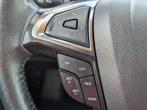 Used 2024 Ford Edge SEL image 22