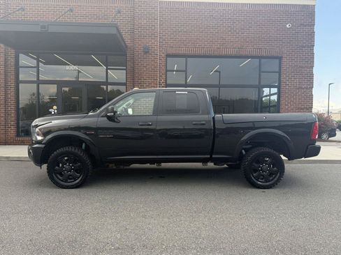 Used 2017 RAM 2500 Big Horn w/ Black Appearance Group AWD/4WD image 3