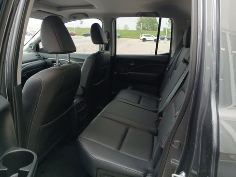 Used 2023 Honda Ridgeline RTL-E image 8